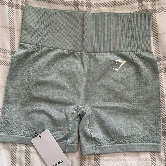 SOLD ON DEPOP - Picture 1 of 3